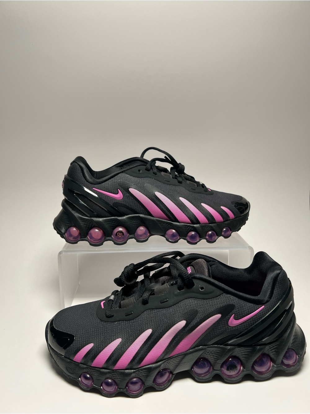 Nike Air Max DN8 Black Pink Running Athletic Shoes IH4483-001 Women's Size